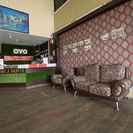Mrj Hotel Wakaf Che Yeh 2 كوتا بْهارو المظهر الخارجي الصورة
